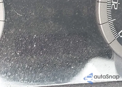 2009 Ford Escape Xlt z USA, uszkodzony, nr VIN 1FMCU93789KB27266